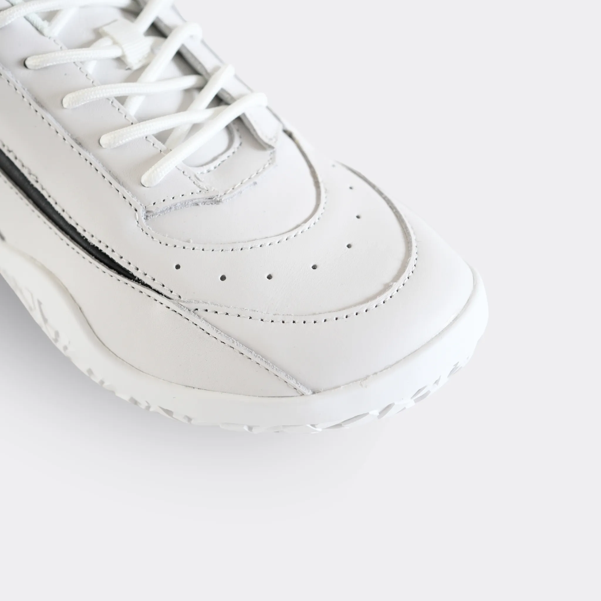 STRYDACORE High Top Sneakers